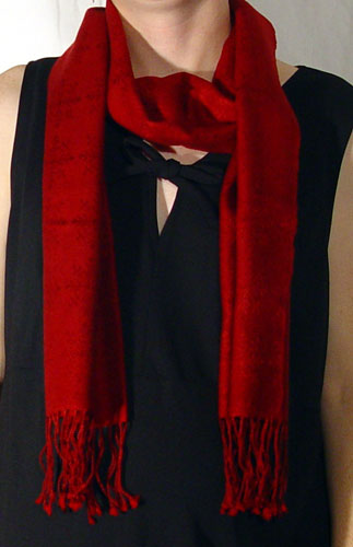 70% pashmina/30% silk crimson Jacquard muffler
