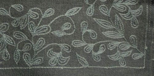 70/30 full-size: charcoal  with 4-side light gray Sylviana